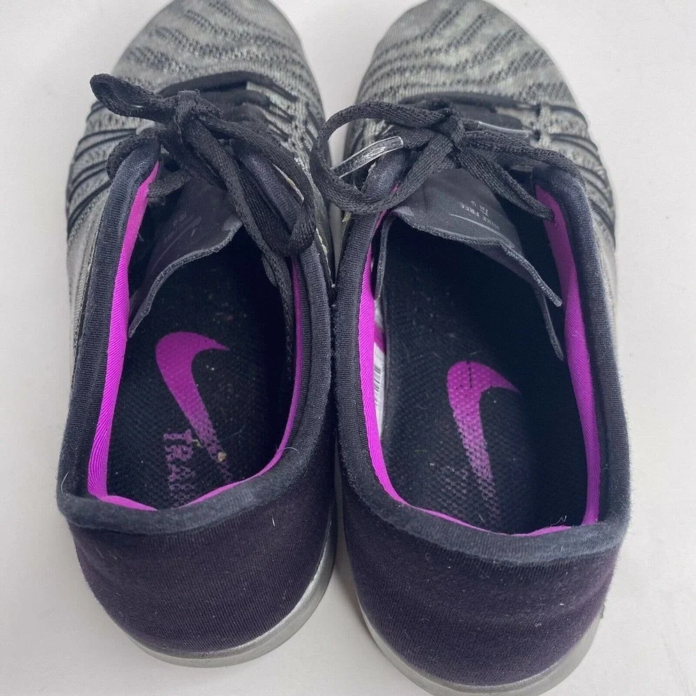 Nike Womens Free Running Shoes Sneakers Size 6.5 Silver Black Metallic